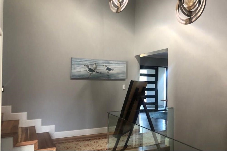 4 Bedroom Property for Sale in Heuwelkruin Western Cape